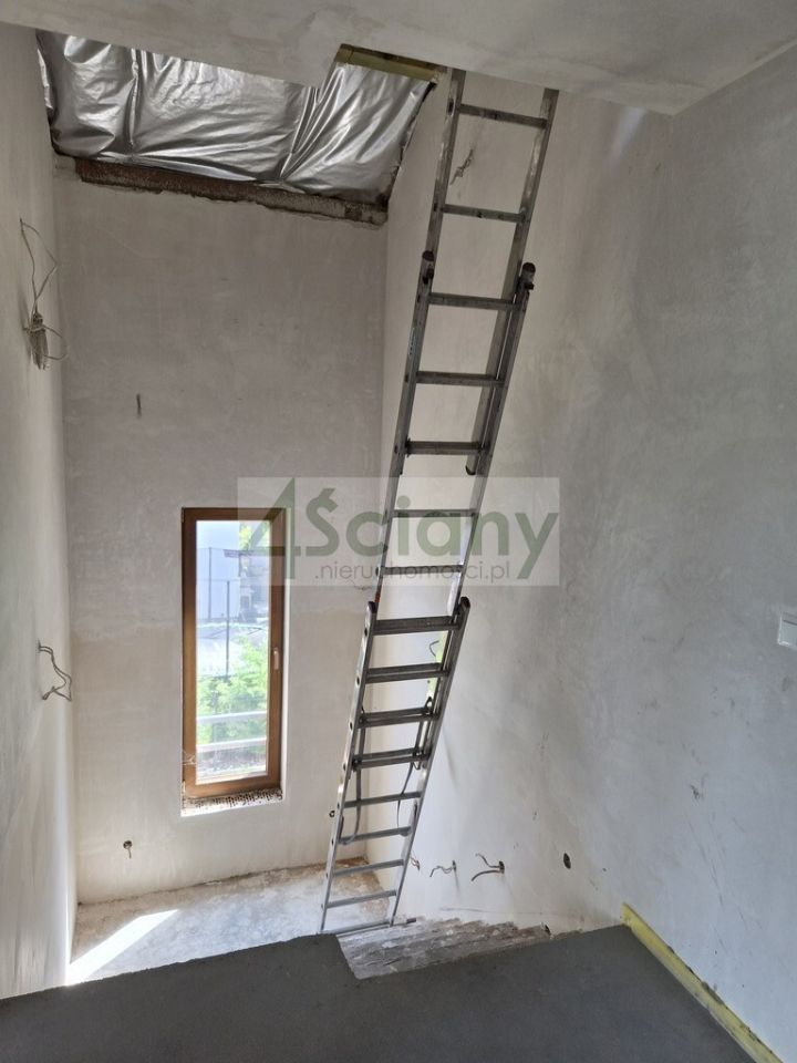 bliźniak, 6 pokoi Hipolitów. Zdjęcie 5
