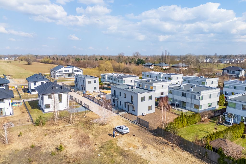 Mieszkanie 4-pokojowe Łomianki Dolne, ul. Kościelna Droga. Zdjęcie 35