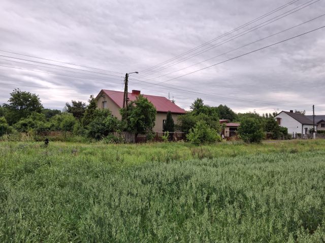 dom wolnostojący, 4 pokoje Tuchań. Zdjęcie 1