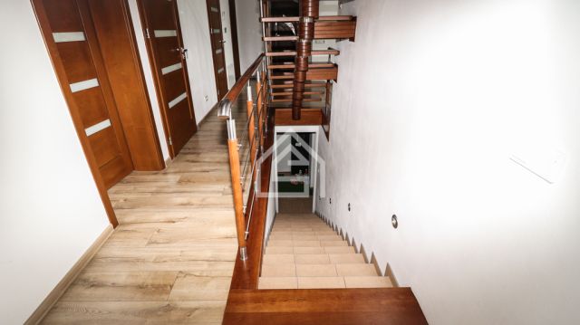 dom wolnostojący, 6 pokoi Gnojnik. Zdjęcie 27