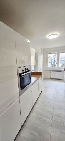 Mieszkanie 3-pokojowe Wrocław Fabryczna, ul. Eugeniusza Horbaczewskiego. Zdjęcie 3