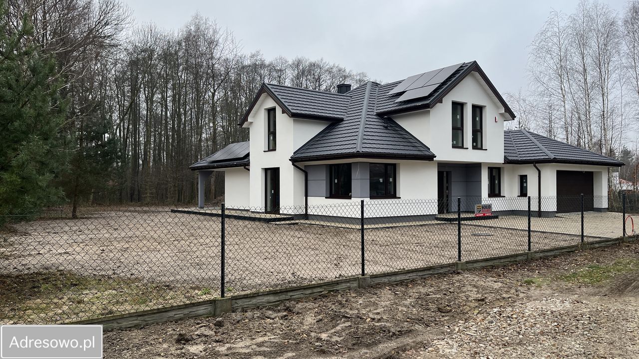 dom wolnostojący, 6 pokoi Radonie. Zdjęcie 15