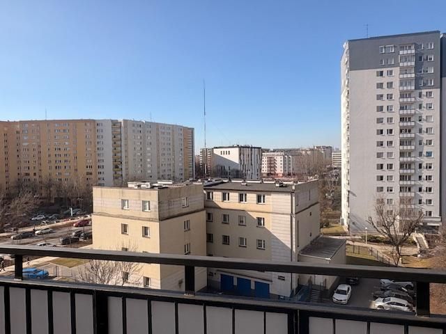 Mieszkanie 3-pokojowe Warszawa Gocław, ul. Władysława Umińskiego. Zdjęcie 1