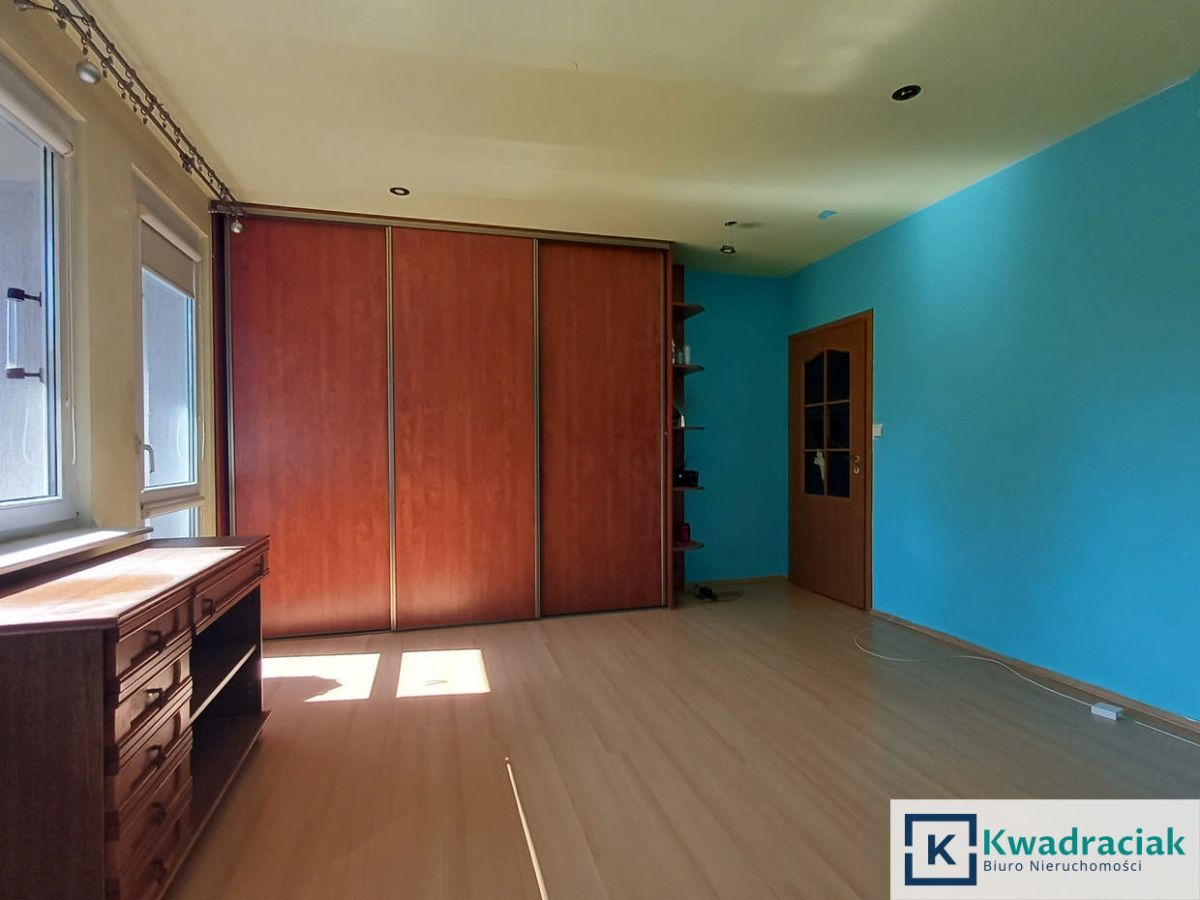 Mieszkanie 3-pokojowe Krosno Guzikówka, ul. Stefana Kisielewskiego. Zdjęcie 8