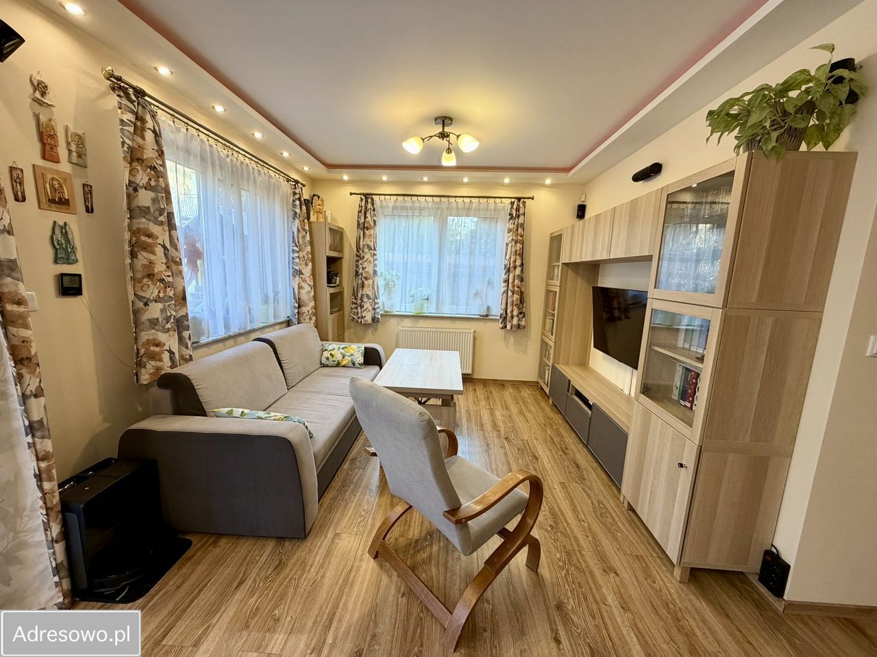 bliźniak, 3 pokoje Marki Czarna Struga. Zdjęcie 1