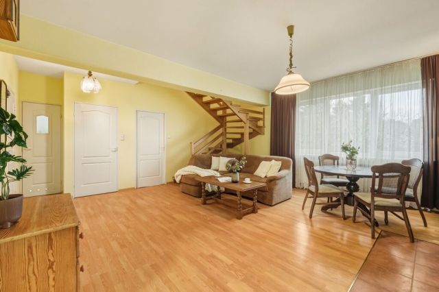 dom wolnostojący, 7 pokoi Dziekanów Leśny, ul. Jana Brzechwy. Zdjęcie 3