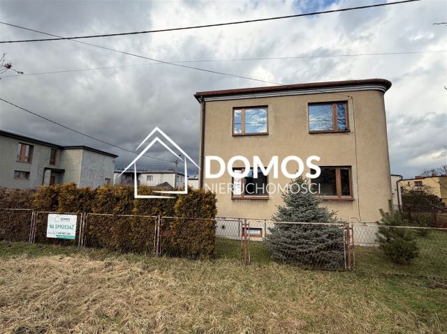 dom wolnostojący, 3 pokoje Pszczyna, ul. dr. Antoniego Rogalińskiego. Zdjęcie 1