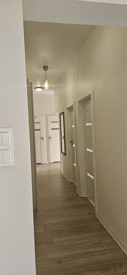 Mieszkanie 3-pokojowe Zimowiska. Zdjęcie 2