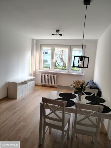 Mieszkanie 2-pokojowe Pabianice, ul. Cicha. Zdjęcie 1