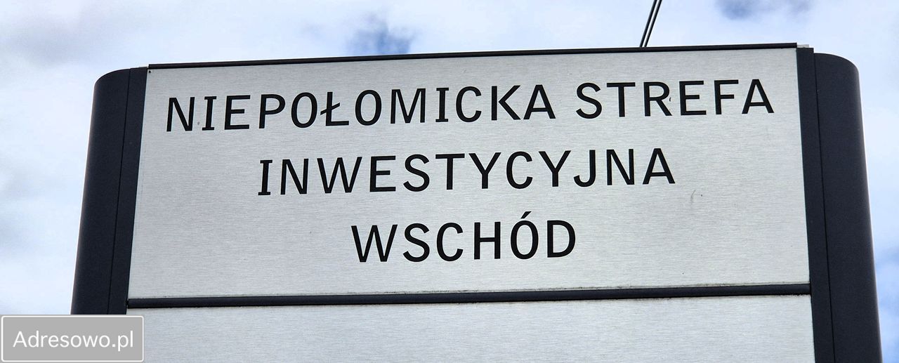 Hala/magazyn Wola Batorska. Zdjęcie 2