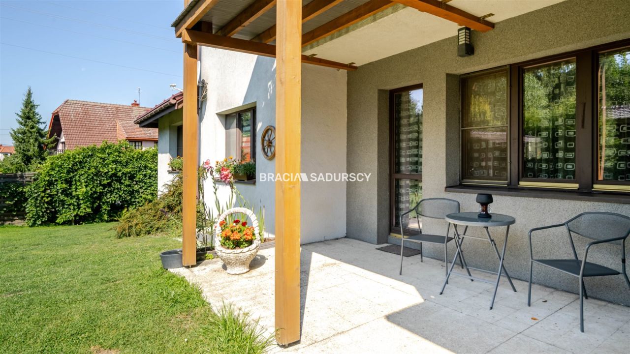 dom wolnostojący, 8 pokoi Kraków Swoszowice, ul. Jeździecka. Zdjęcie 16