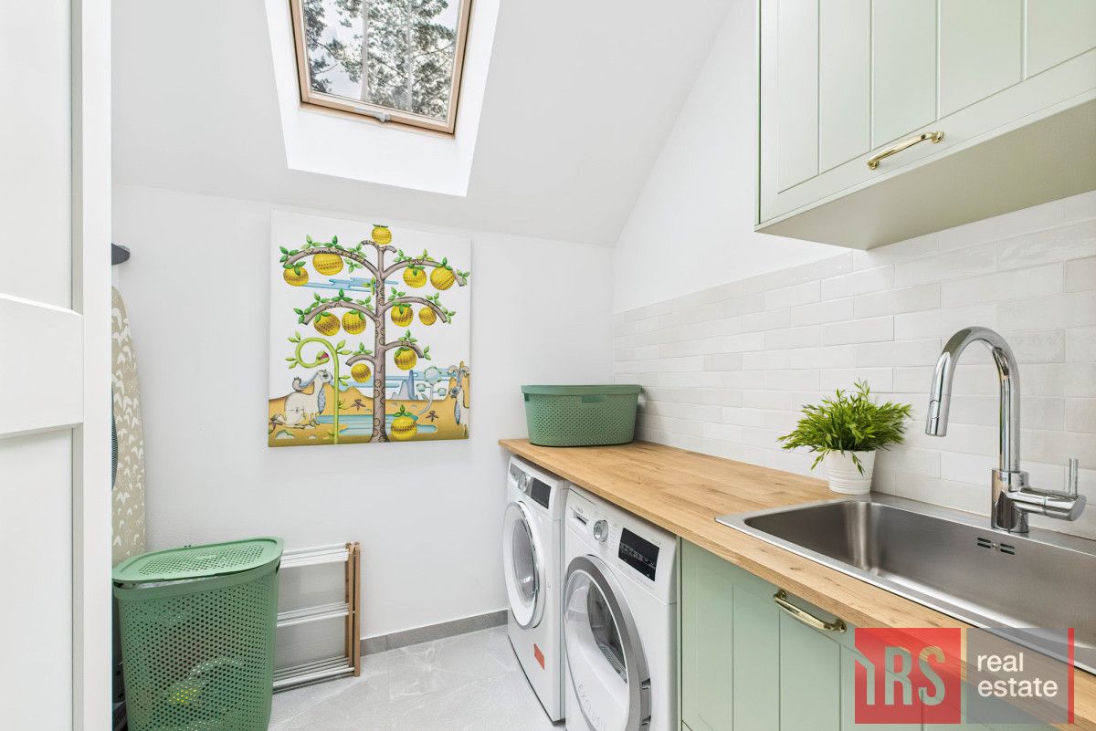 dom wolnostojący, 5 pokoi Sulejówek. Zdjęcie 16