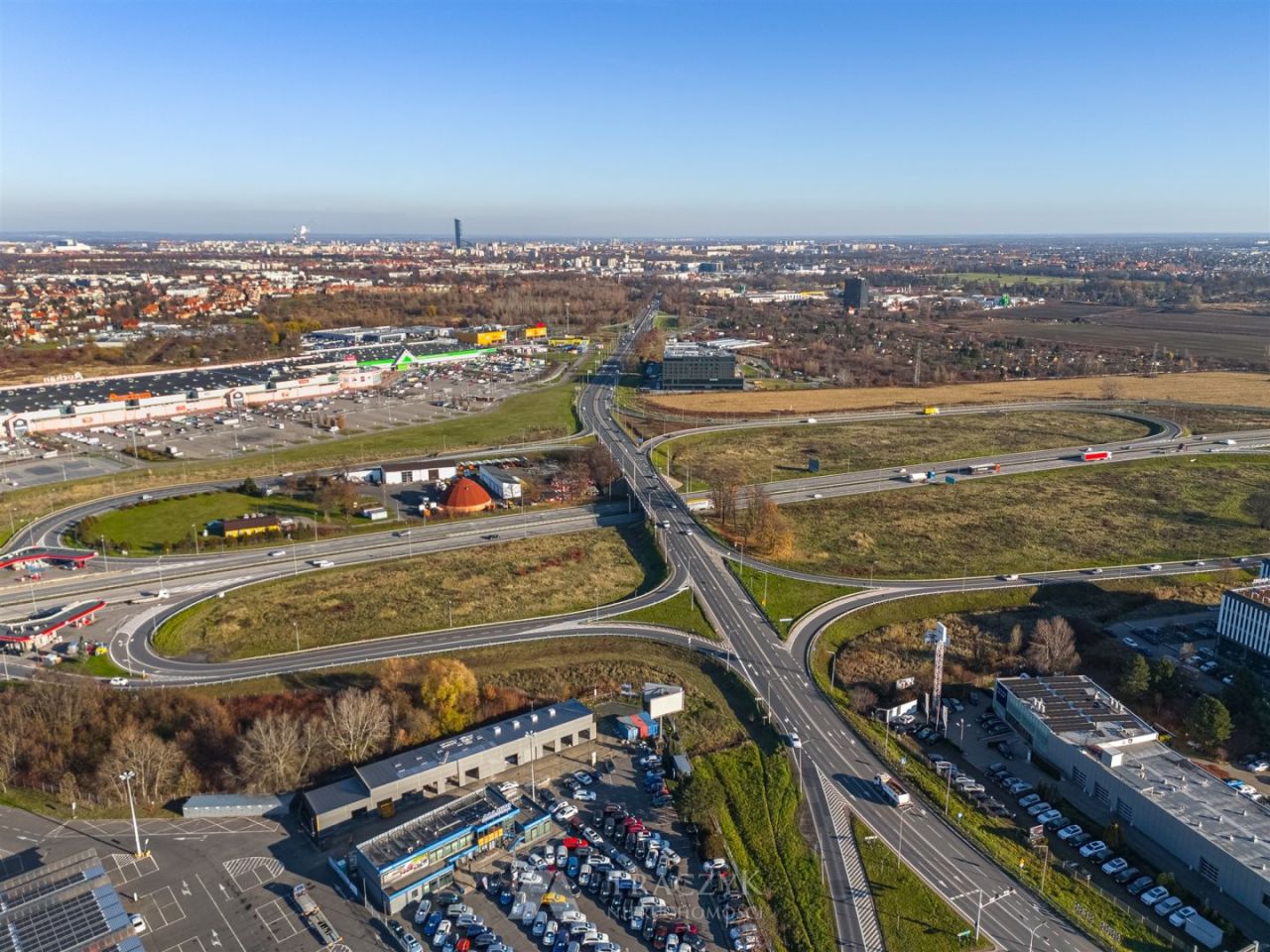 Działka inwestycyjna Suchy Dwór. Zdjęcie 13