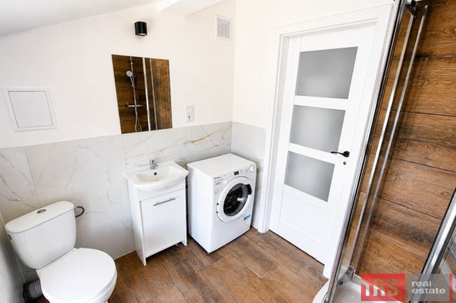kamienica, 9 pokoi Świętochłowice, ul. Szkolna. Zdjęcie 12