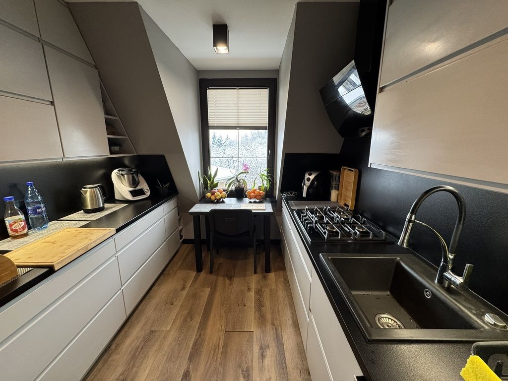 Mieszkanie 3-pokojowe Kłodzko, ul. Stefana Żeromskiego. Zdjęcie 4