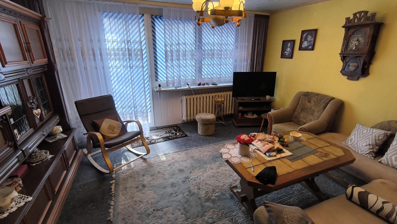 Mieszkanie 4-pokojowe Tychy Cielmice, ul. Cielmicka. Zdjęcie 2