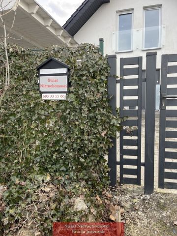 dom wolnostojący, 5 pokoi Żerniki Wrocławskie. Zdjęcie 2