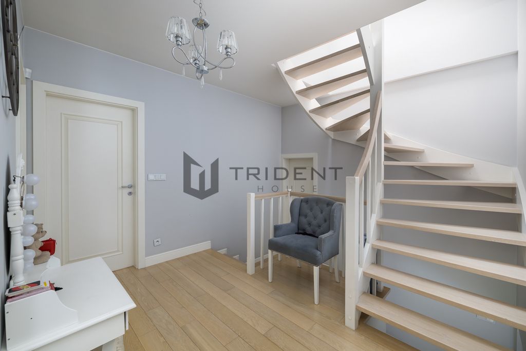 dom szeregowy, 5 pokoi Józefosław, ul. Bretanii. Zdjęcie 12