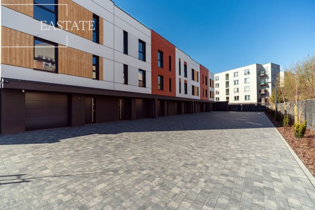 dom szeregowy, 8 pokoi Piaseczno, ul. Miriama Przesmyckiego. Zdjęcie 2