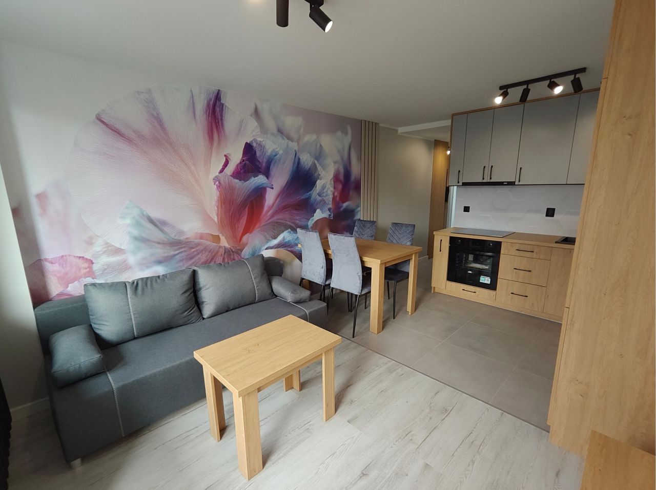 Mieszkanie 3-pokojowe Kraków Kozłówek, ul. Wlotowa. Zdjęcie 1