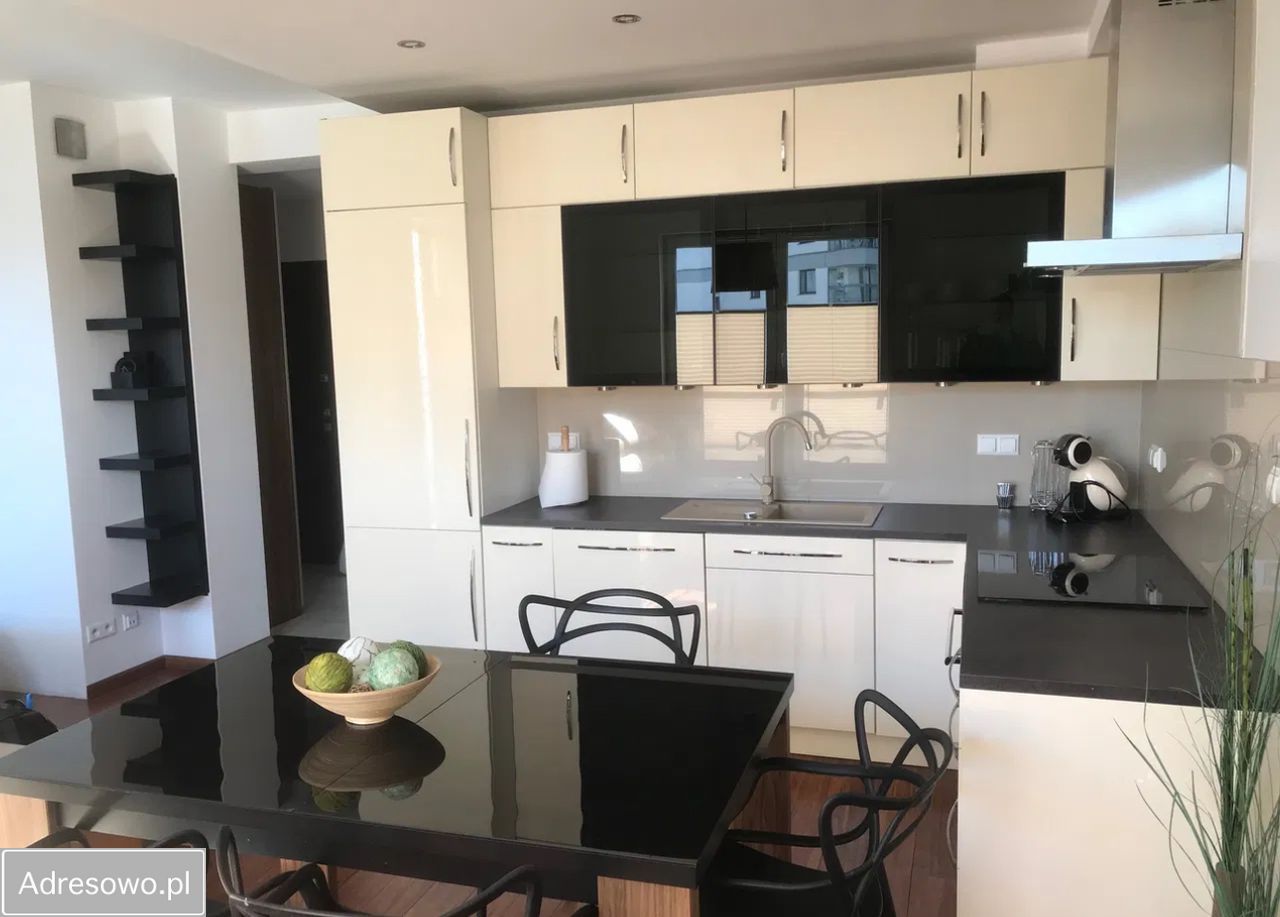 Mieszkanie 1-pokojowe Warszawa Gocław, ul. Jugosłowiańska. Zdjęcie 3