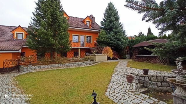 dom wolnostojący Jelenia Góra Centrum, ul. Malinowa. Zdjęcie 1