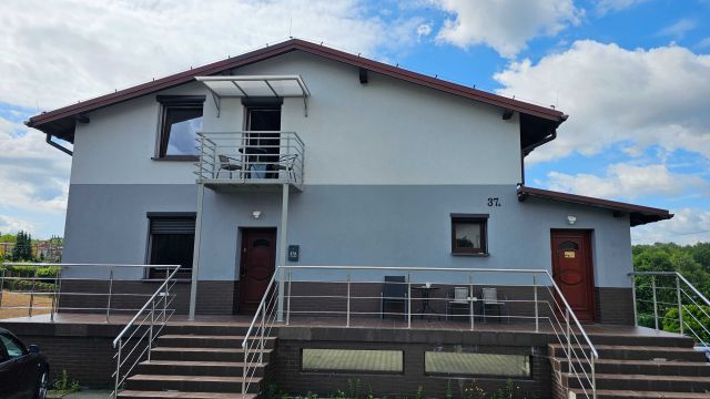 dom wolnostojący Rybnik, ul. Stanisława Konarskiego. Zdjęcie 1