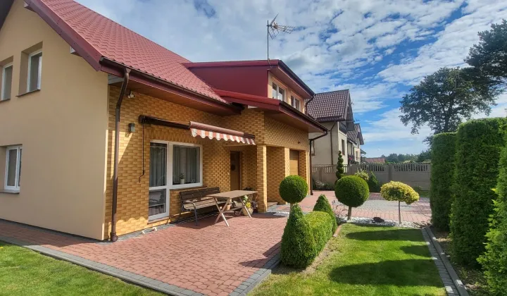 dom wolnostojący, 5 pokoi Robakowo, ul. Leśna