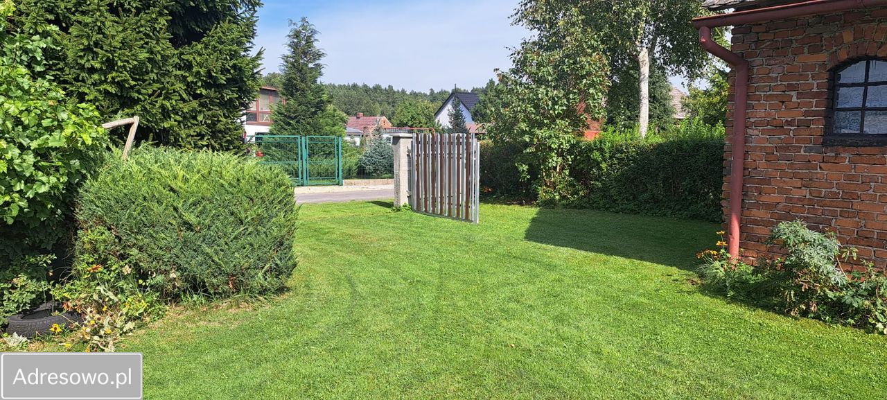 dom wolnostojący, 3 pokoje Leśna, ul. Spokojna. Zdjęcie 8