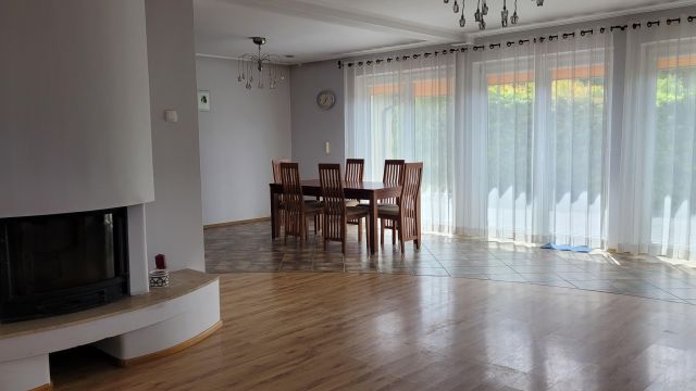 dom wolnostojący, 4 pokoje Kutno Łąkoszyn, ul. Powstania Styczniowego. Zdjęcie 1