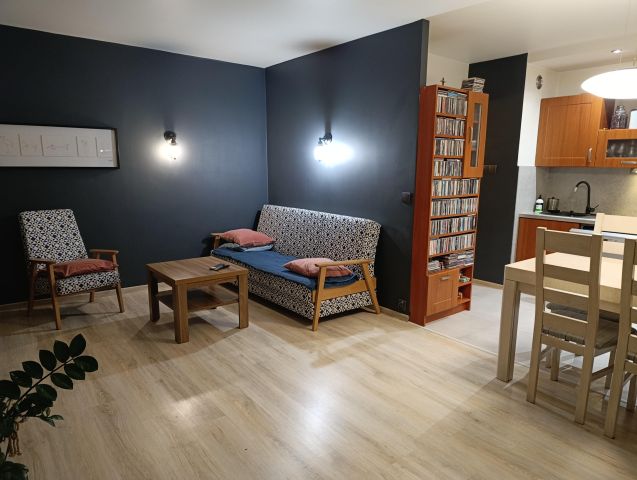 Mieszkanie 3-pokojowe Dąbrowa Górnicza Reden , ul. Władysława Stanisława Reymonta. Zdjęcie 1