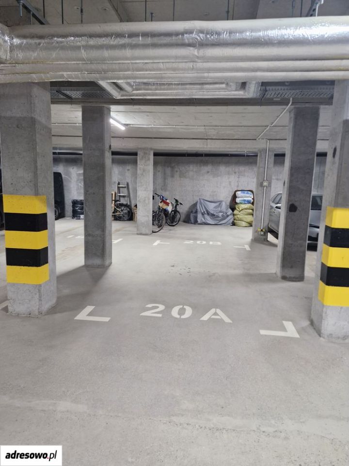Garaż/miejsce parkingowe Gniezno, ul. Witolda Gombrowicza. Zdjęcie 5