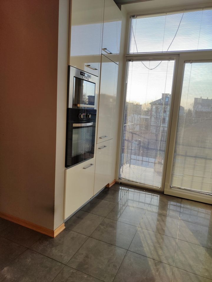 Mieszkanie 3-pokojowe Tarnów Śródmieście, ul. Tadeusza Rejtana. Zdjęcie 2