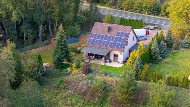 dom wolnostojący, 7 pokoi Nowe Biskupice. Zdjęcie 1