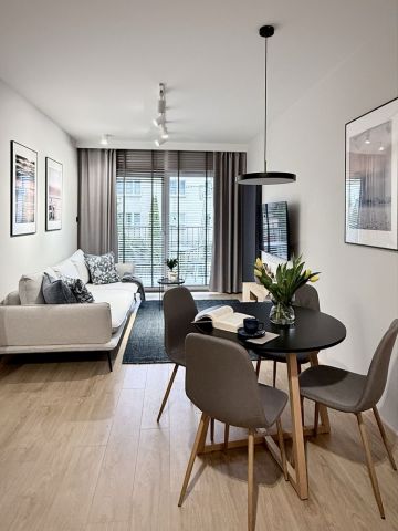 Mieszkanie 2-pokojowe Gdynia Śródmieście, ul. Hugo Kołłątaja. Zdjęcie 1