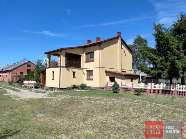 dom wolnostojący, 7 pokoi Brzozówka. Zdjęcie 1