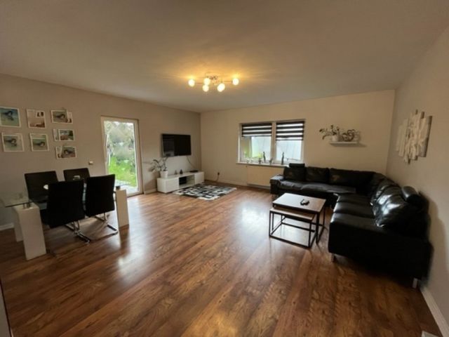 dom wolnostojący, 4 pokoje Szczecin Osów, os. Skarbówek. Zdjęcie 1