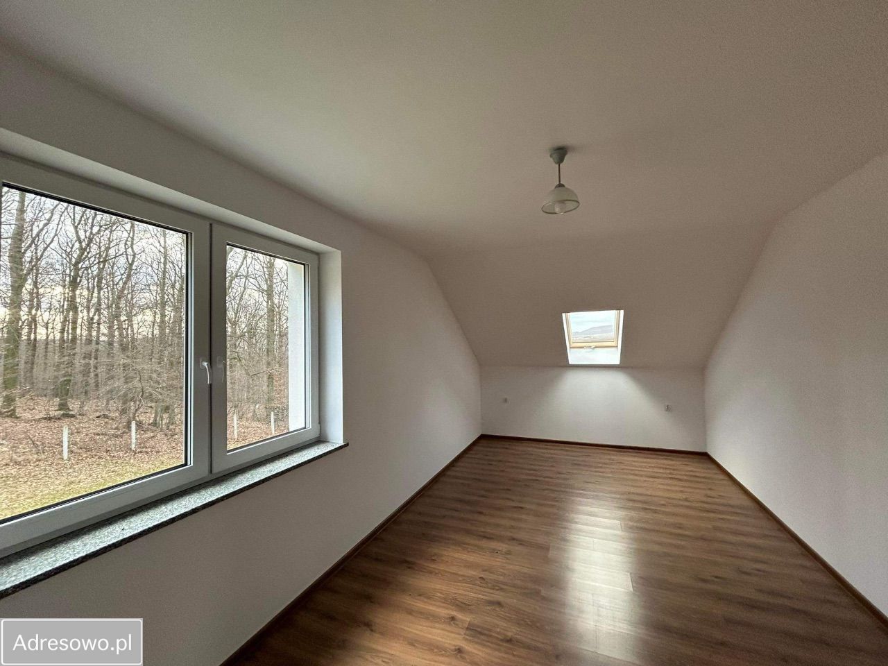 dom wolnostojący, 6 pokoi Gilów. Zdjęcie 16