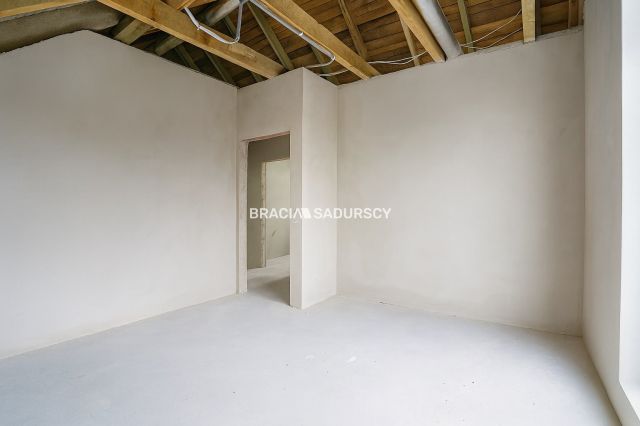 dom wolnostojący, 5 pokoi Zawada. Zdjęcie 20