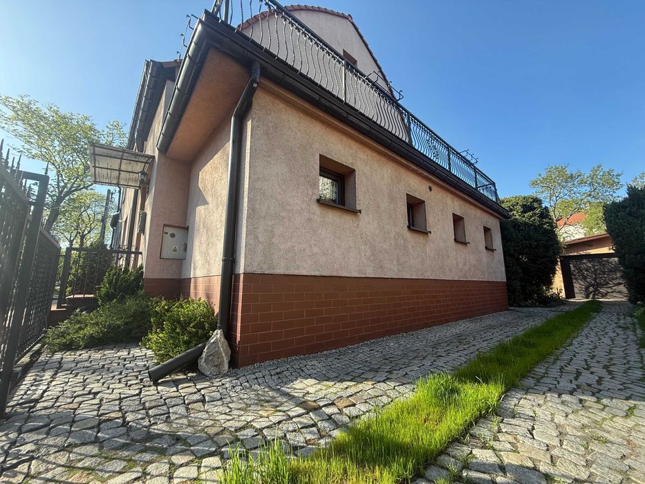 bliźniak, 5 pokoi Gliwice Ligota Zabrska