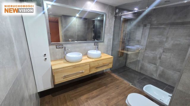 dom wolnostojący, 5 pokoi Wysoka. Zdjęcie 11