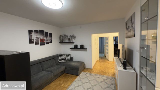 Mieszkanie 3-pokojowe Warszawa Gocław, ul. kard. Aleksandra Kakowskiego. Zdjęcie 1