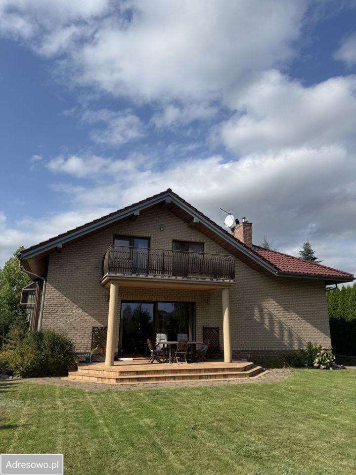 dom wolnostojący, 6 pokoi Jabłonna, ul. Milenijna