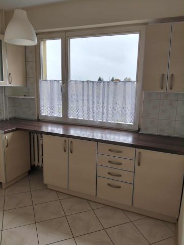 Mieszkanie 3-pokojowe Sieradz, ul. Aleja Grunwaldzka. Zdjęcie 1