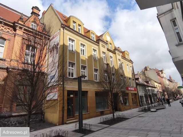 kamienica, 10 pokoi Ostrów Wielkopolski Centrum, ul. Kolejowa. Zdjęcie 1