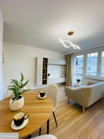 Mieszkanie 3-pokojowe Skarżysko-Kamienna, ul. Kossaka. Zdjęcie 1