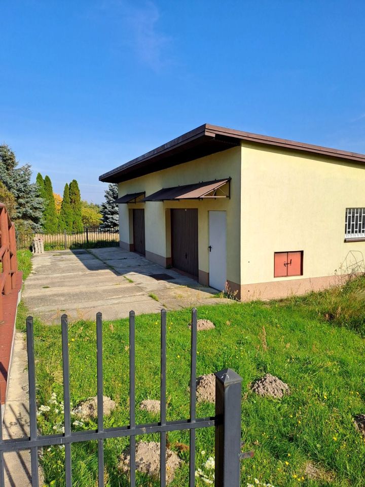 dom wolnostojący, 7 pokoi Wyśmierzyce. Zdjęcie 6