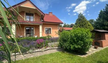 dom wolnostojący, 6 pokoi Żerniki Wrocławskie, ul. Miodowa
