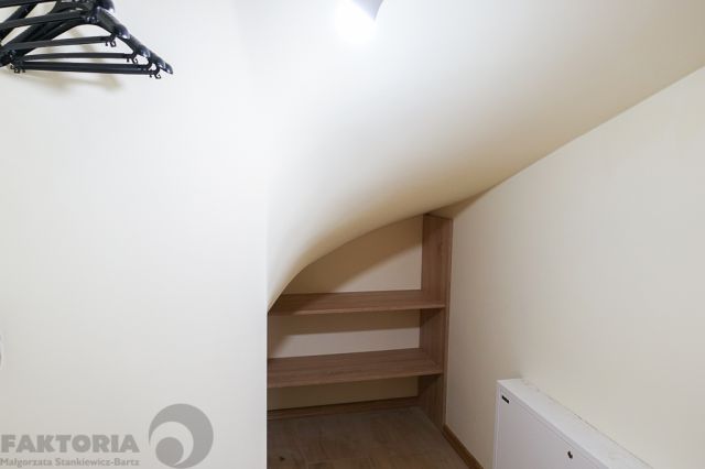 bliźniak, 5 pokoi Dobra. Zdjęcie 21