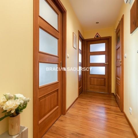 Mieszkanie 4-pokojowe Kraków Prądnik Czerwony, ul. Józefa Łepkowskiego. Zdjęcie 14